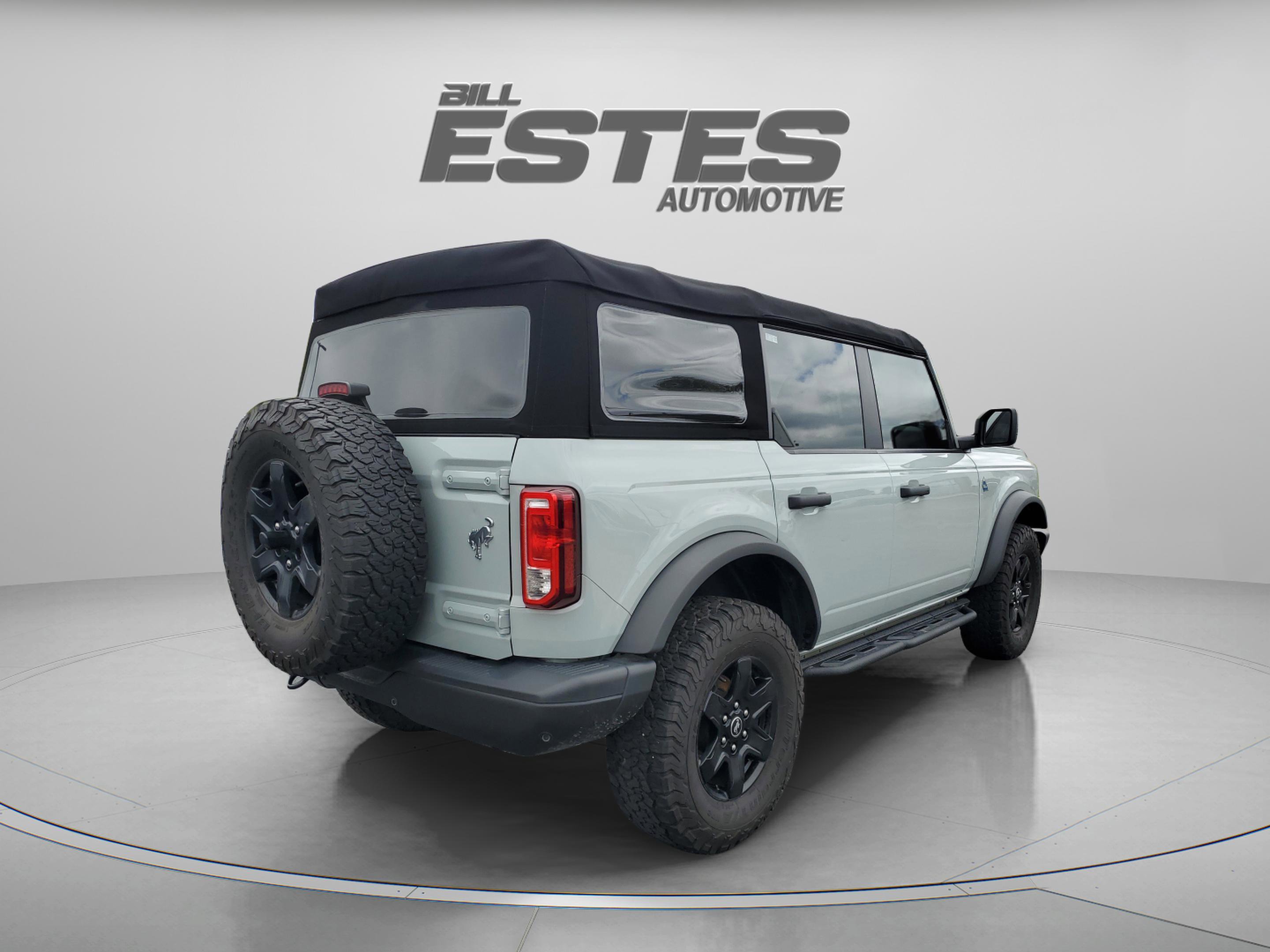 Certified 2022 Ford Bronco Black Diamond AWD/4WD image 4