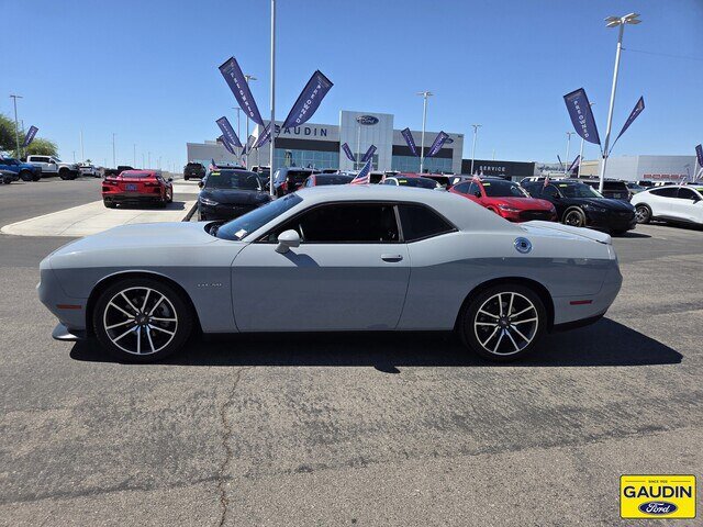 Used 2022 Dodge Challenger R/T w/ Plus Package RWD image 4
