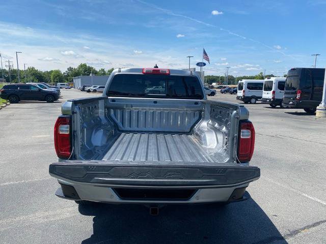 Used 2024 GMC Canyon AT4 w/ AT4 Premium Package AWD/4WD image 10
