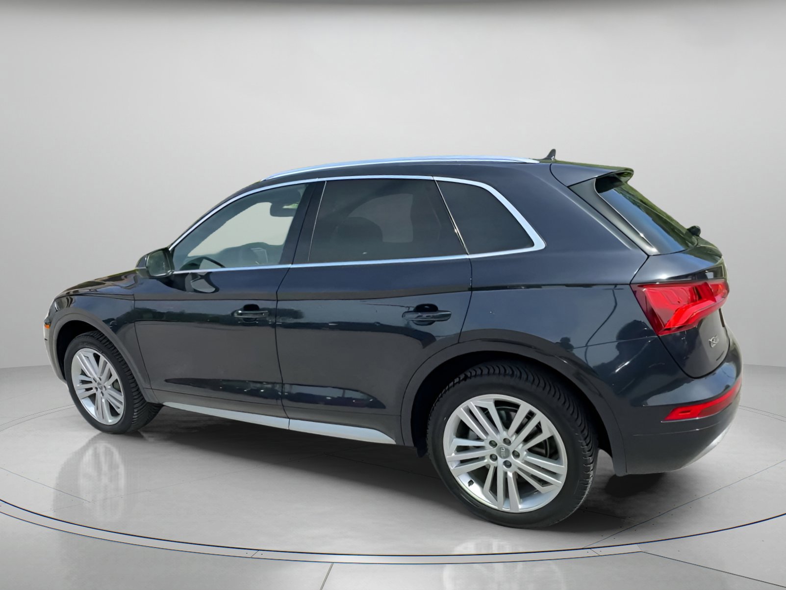 Used 2018 Audi Q5 2.0T Premium Plus w/ Premium Plus Package image 13