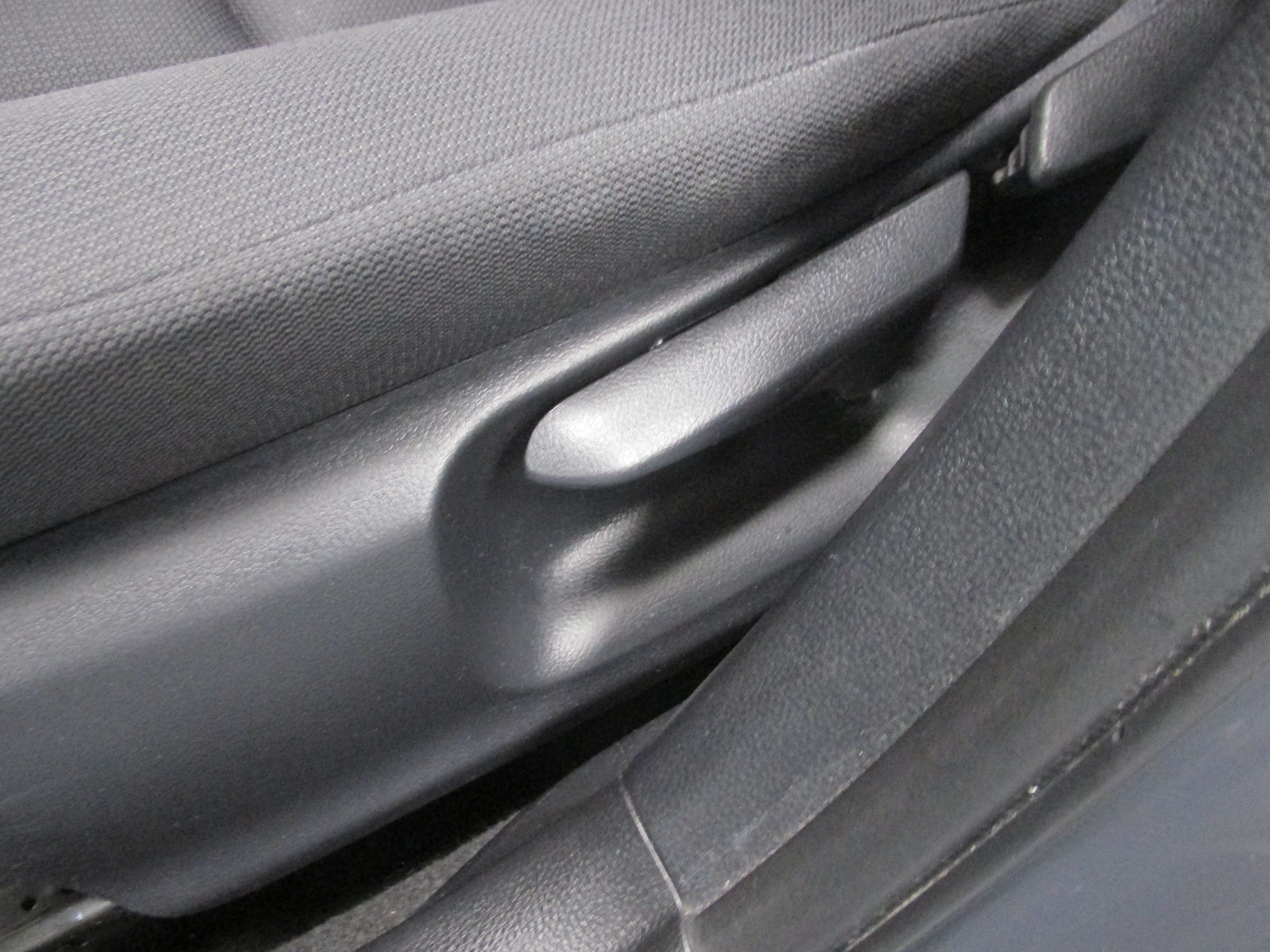 Used 2025 Toyota Corolla LE FWD image 27