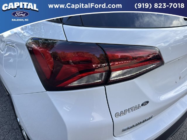Used 2023 Chevrolet Equinox LT AWD/4WD image 15