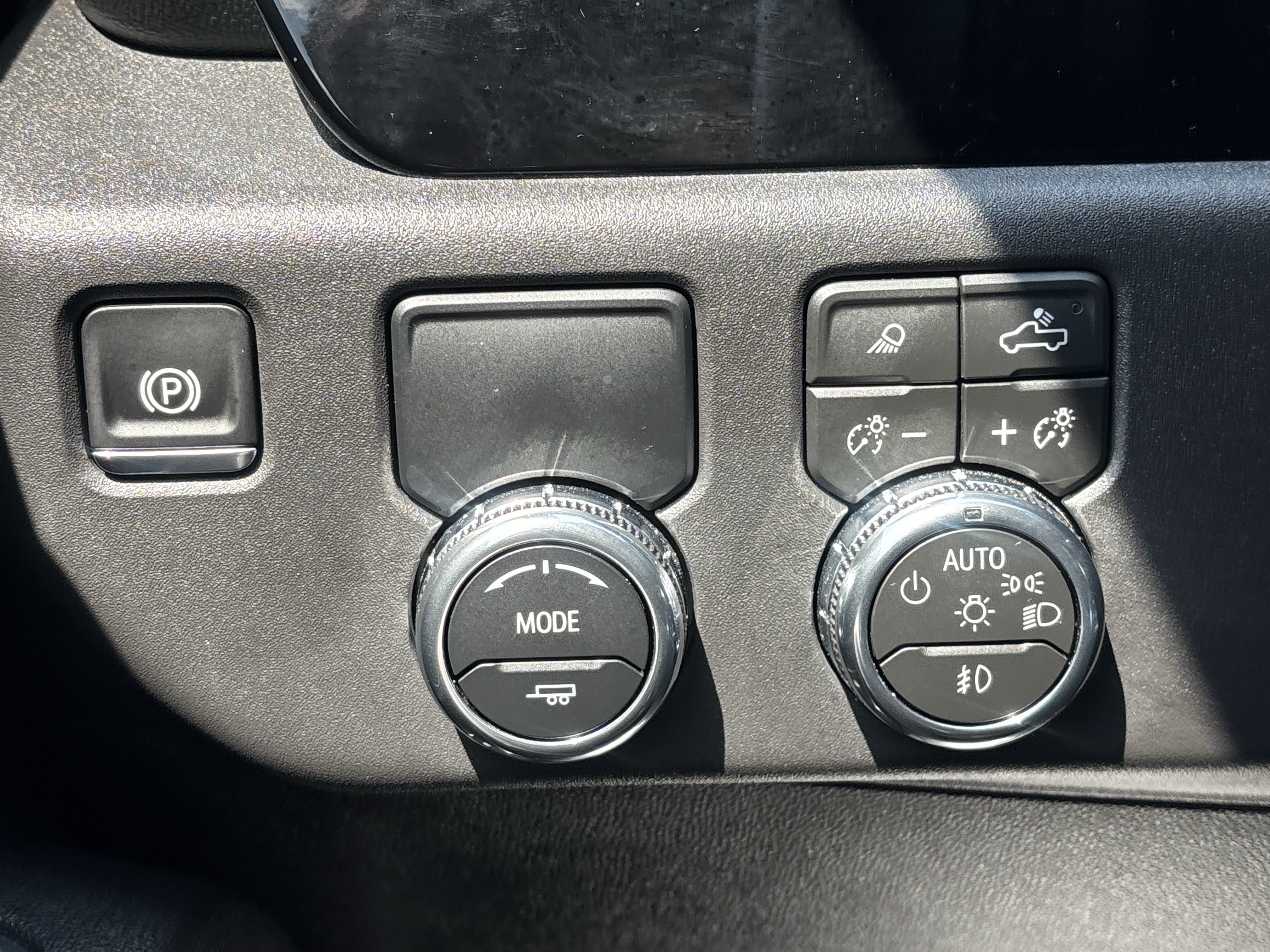Used 2026 GMC Sierra 1500 SLT RWD image 39