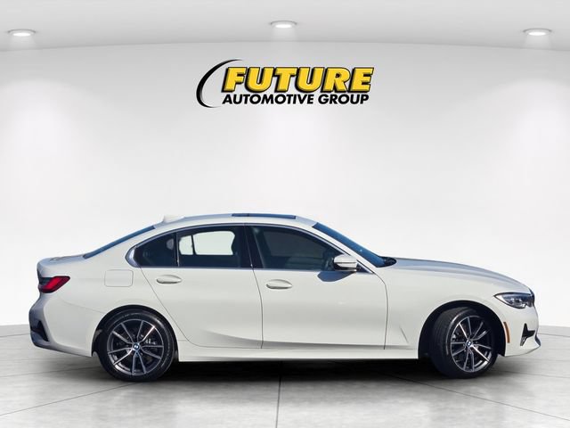 Used 2021 BMW 330i xDrive Sedan w/ Driving Assistance Package AWD/4WD image 3