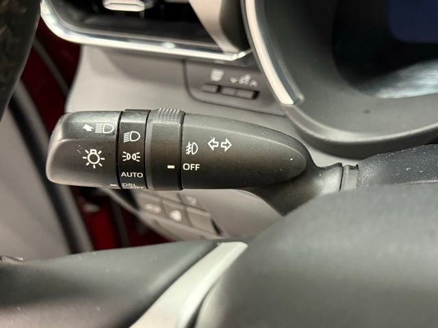 Used 2023 Toyota Highlander Limited image 21