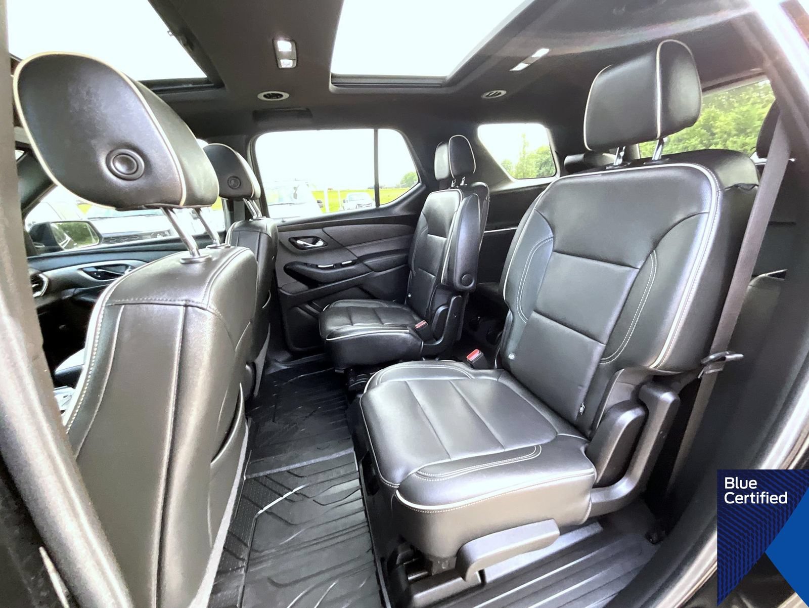 Used 2022 Chevrolet Traverse Premier w/ Redline Edition AWD/4WD image 22