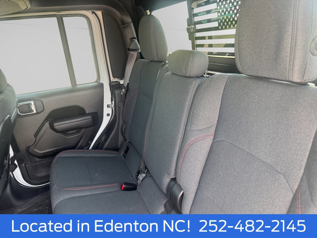 Used 2024 Jeep Gladiator Rubicon w/ Convenience Group AWD/4WD image 14