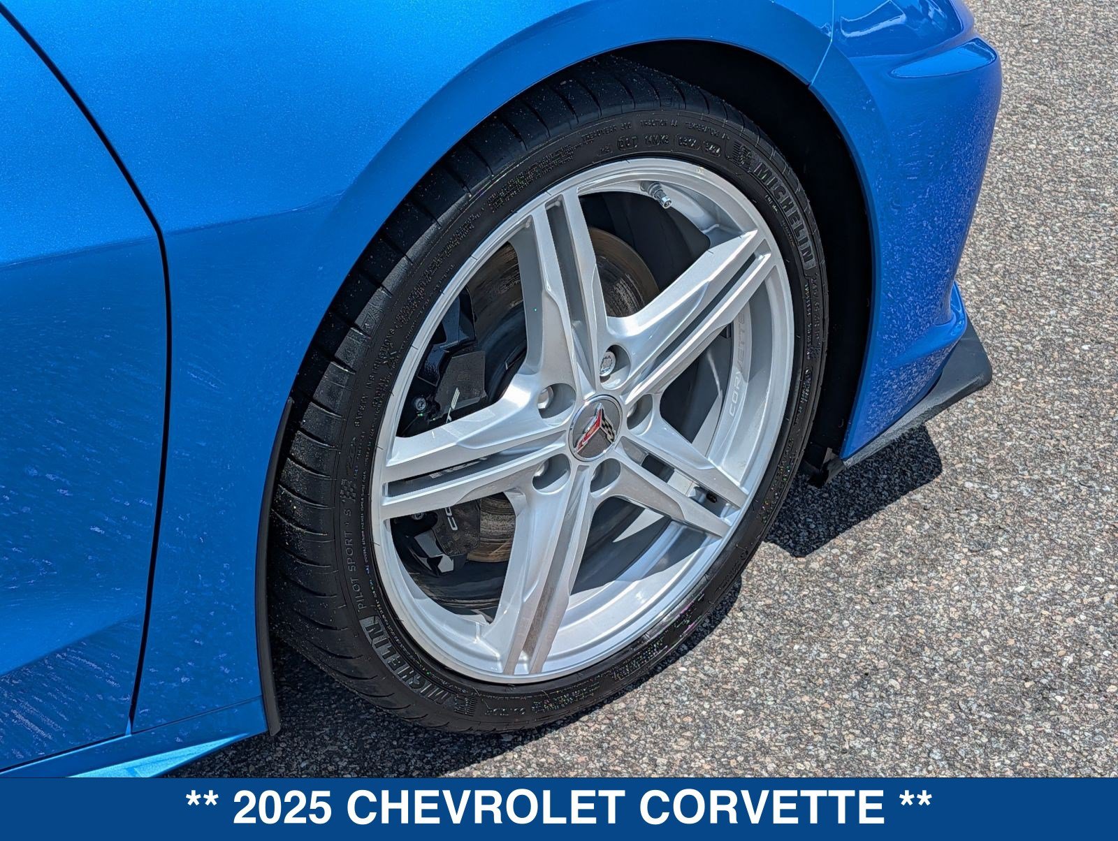 Used 2025 Chevrolet Corvette Stingray Preferred Cpe w/ Z51 Performance Package RWD image 14