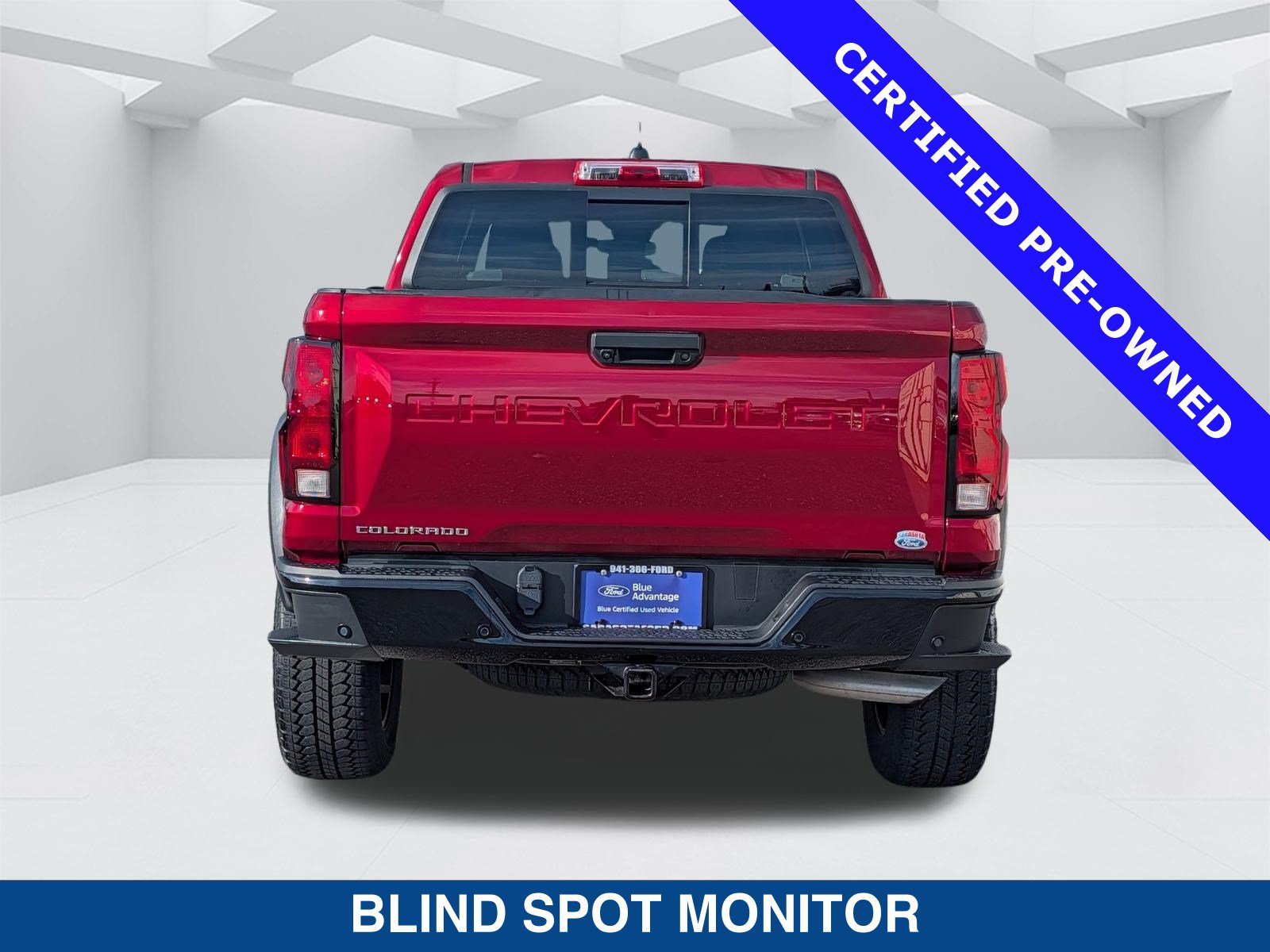 Used 2024 Chevrolet Colorado Trail Boss w/ Technology Package AWD/4WD image 6