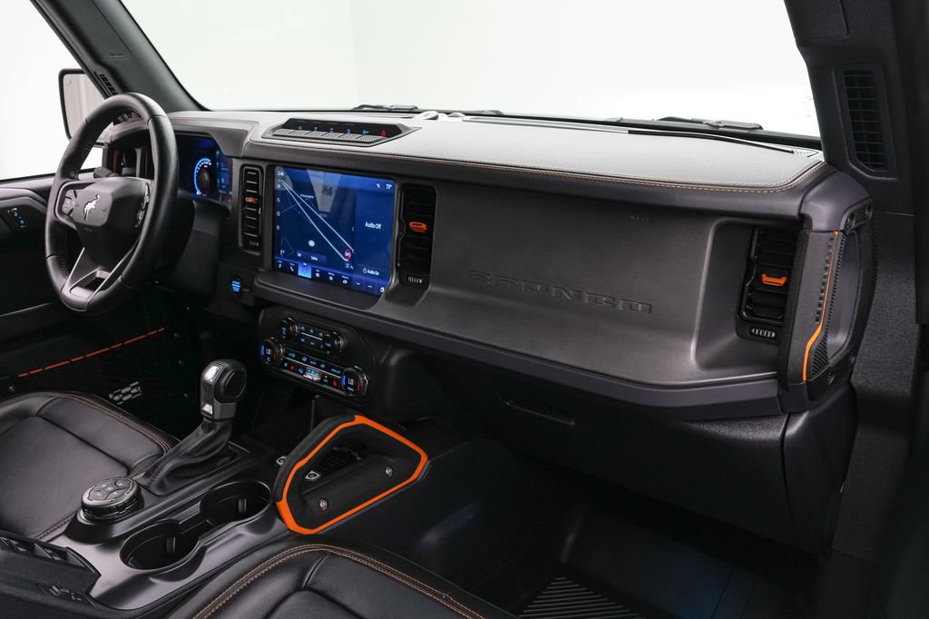 Certified 2024 Ford Bronco Badlands AWD/4WD image 29