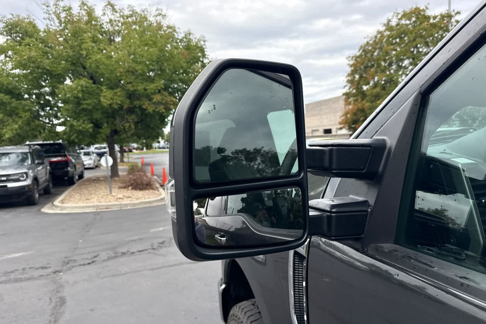 Certified 2020 Ford F350 Lariat w/ Chrome Package AWD/4WD image 7