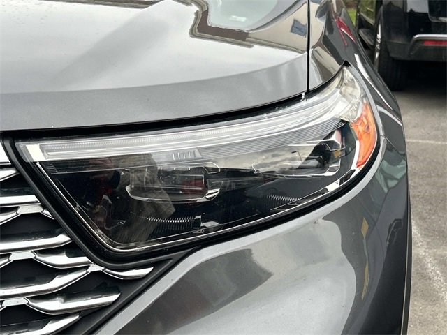 Certified 2020 Ford Explorer Platinum w/ Premium Technology Package image 8