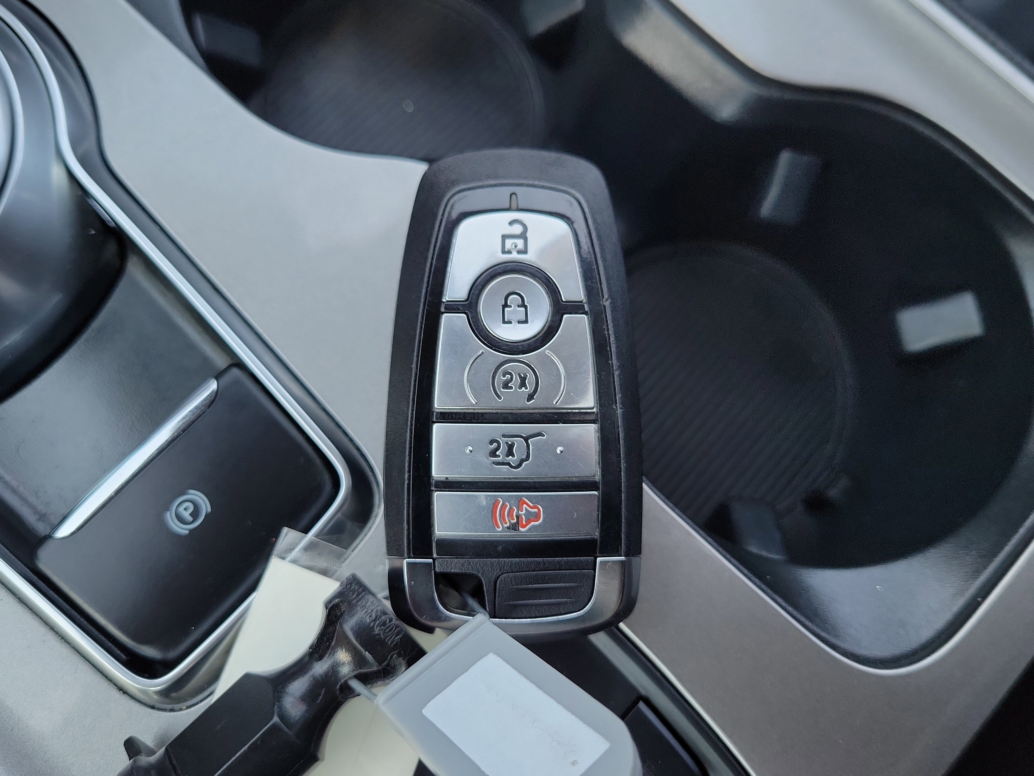 Certified 2024 Ford Edge SEL w/ Convenience Package image 30