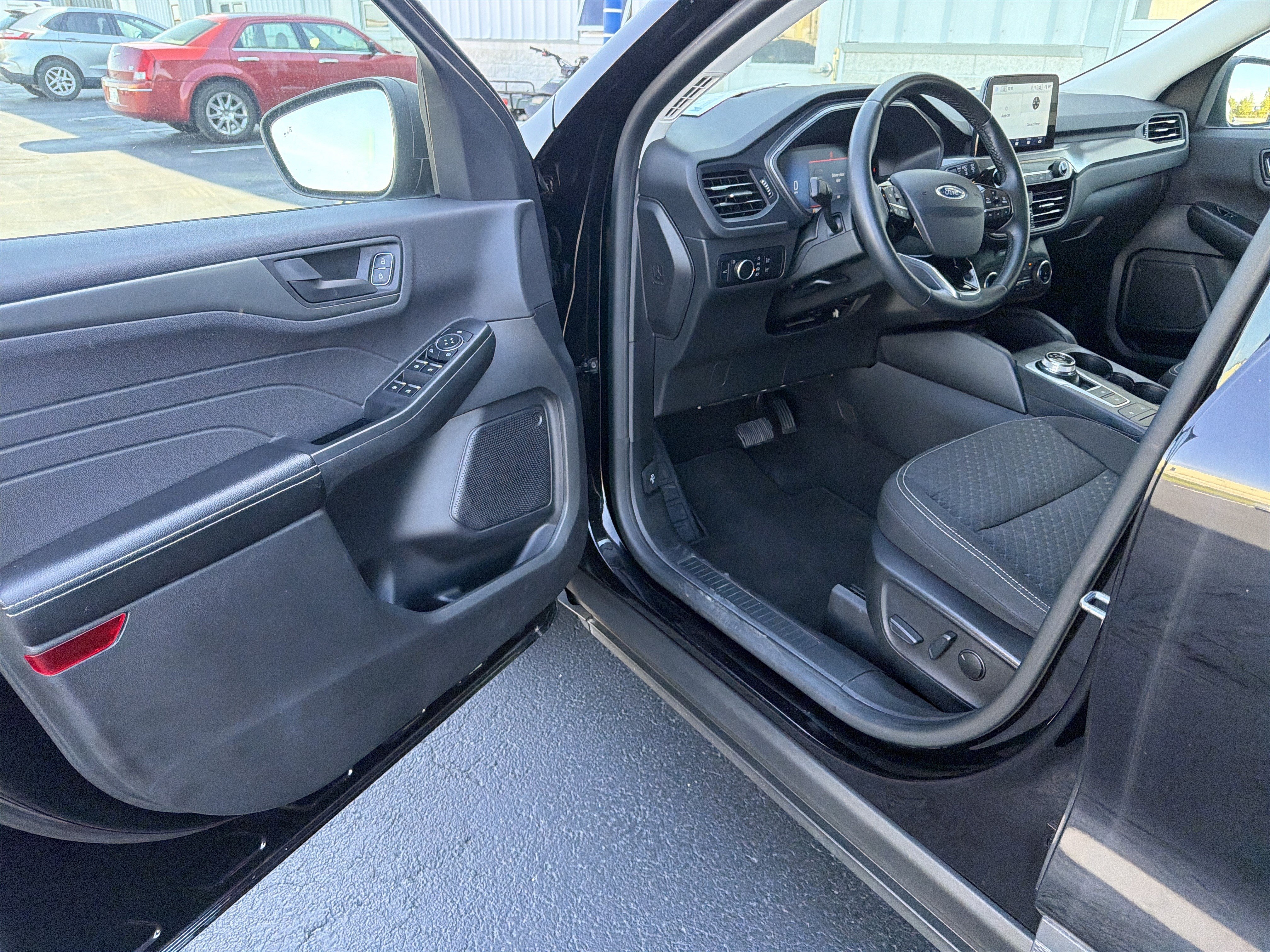 Certified 2023 Ford Escape Active AWD/4WD image 17