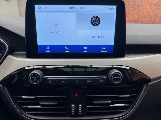 Certified 2022 Ford Escape SE w/ SE Sport Appearance Package image 21