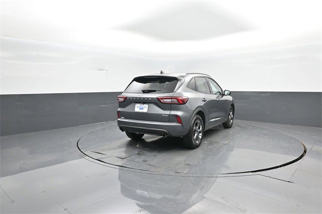 Certified 2023 Ford Escape ST-Line w/ Tech Pack #1 image 7