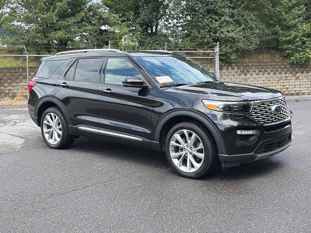 Certified 2022 Ford Explorer Platinum w/ Equipment Group 601A AWD/4WD image 1