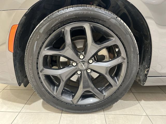 Used 2022 Chrysler 300 Touring L image 27