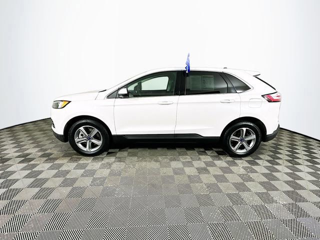 Certified 2022 Ford Edge SEL w/ Convenience Package image 2
