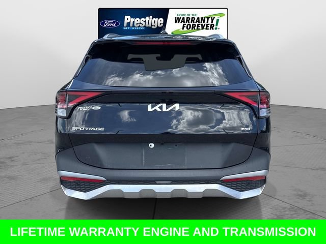 Used 2023 Kia Sportage EX AWD/4WD image 5