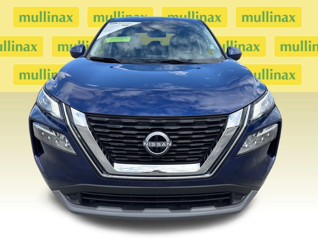 Used 2023 Nissan Rogue SV image 6