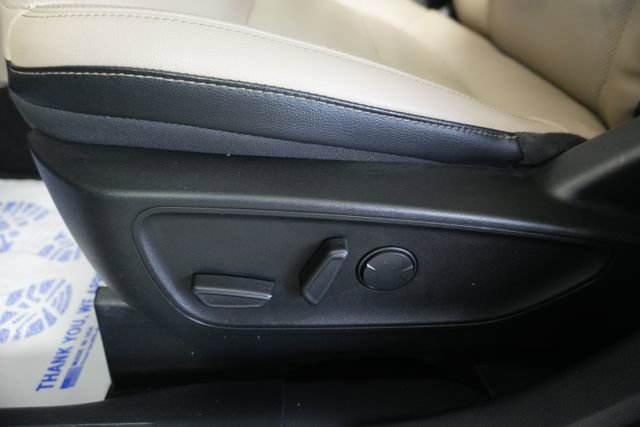 Certified 2022 Ford Escape SEL AWD/4WD image 18