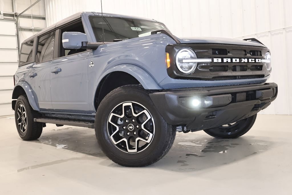 Certified 2024 Ford Bronco Outer Banks image 11
