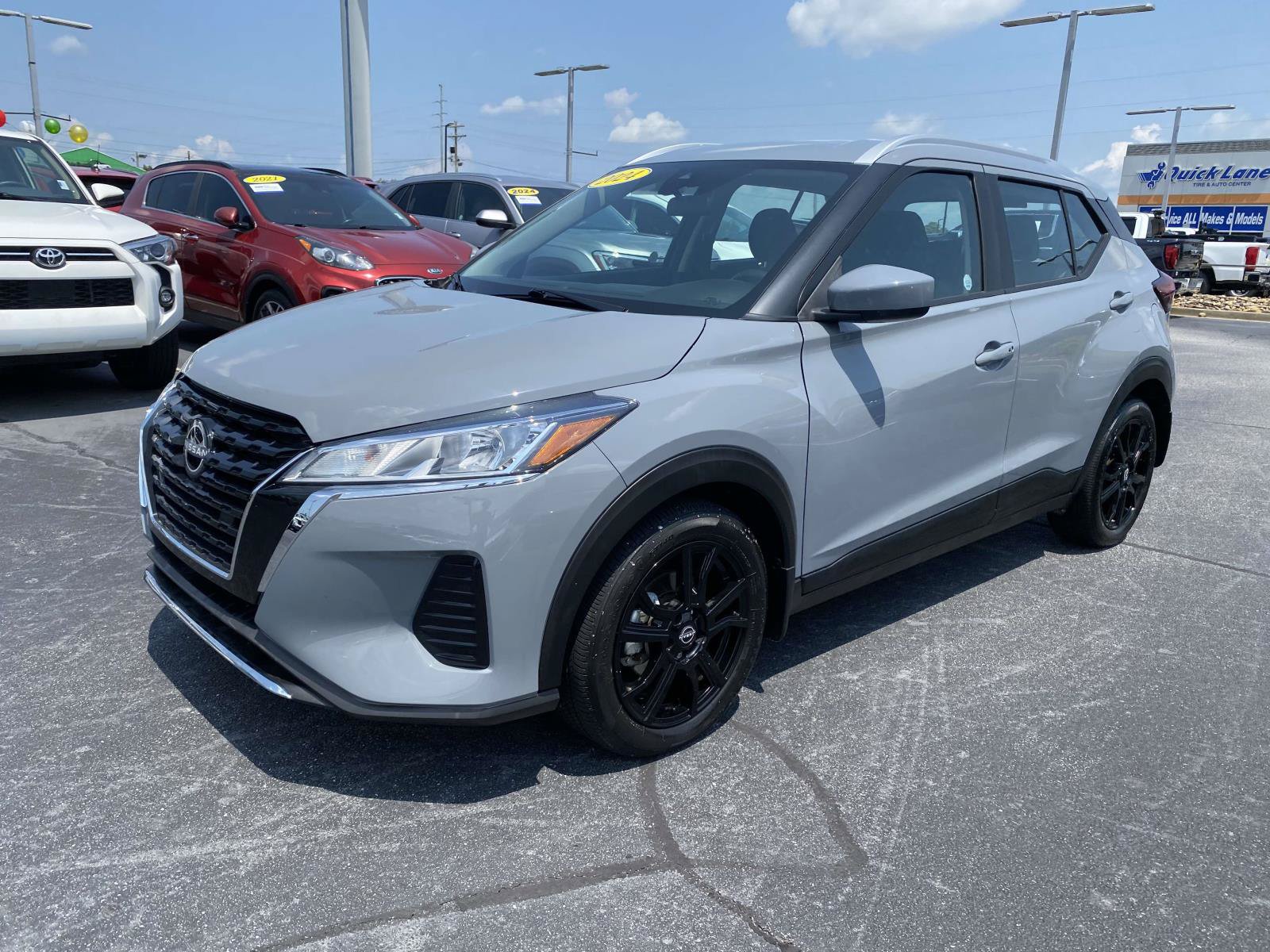 Used 2024 Nissan Kicks SV FWD video 3