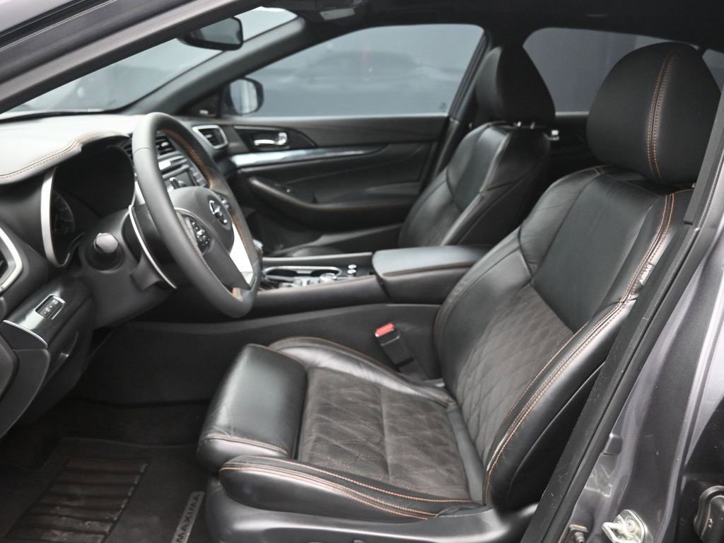 Used 2021 Nissan Maxima SR w/ Sport Mat Group image 22