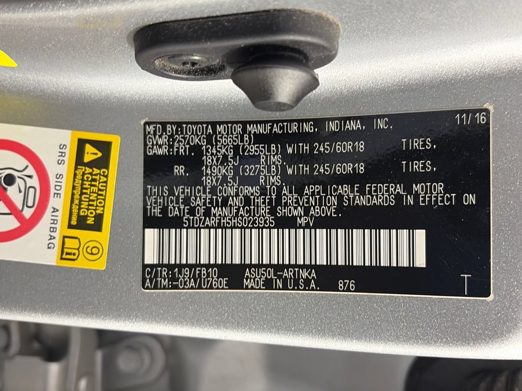 Used 2017 Toyota Highlander LE FWD image 9