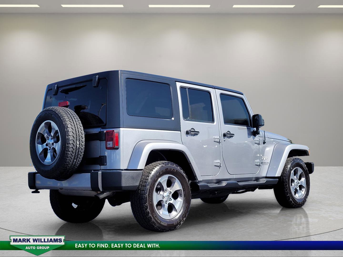 Used 2017 Jeep Wrangler Unlimited Sahara AWD/4WD image 4