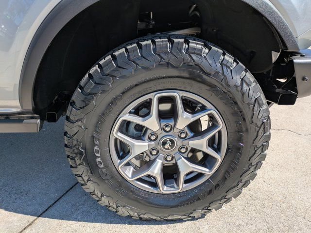 Certified 2022 Ford Bronco Badlands image 11