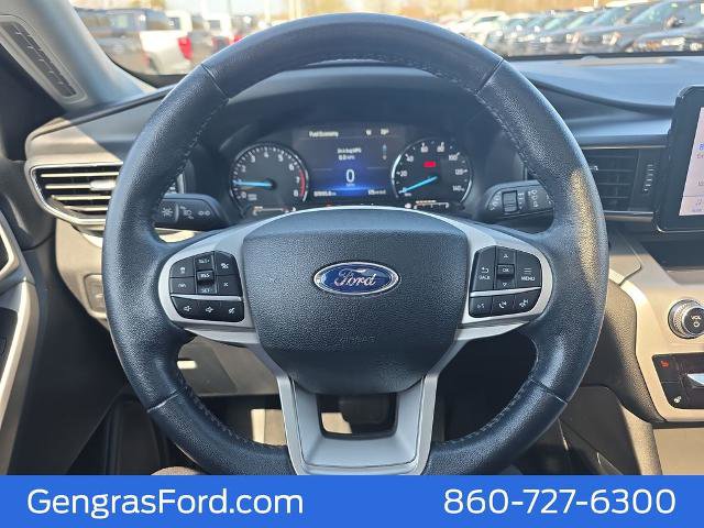 Certified 2022 Ford Explorer XLT w/ Equipment Group 202A AWD/4WD image 25