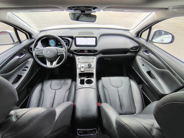Used 2022 Hyundai Santa Fe Limited AWD/4WD image 2