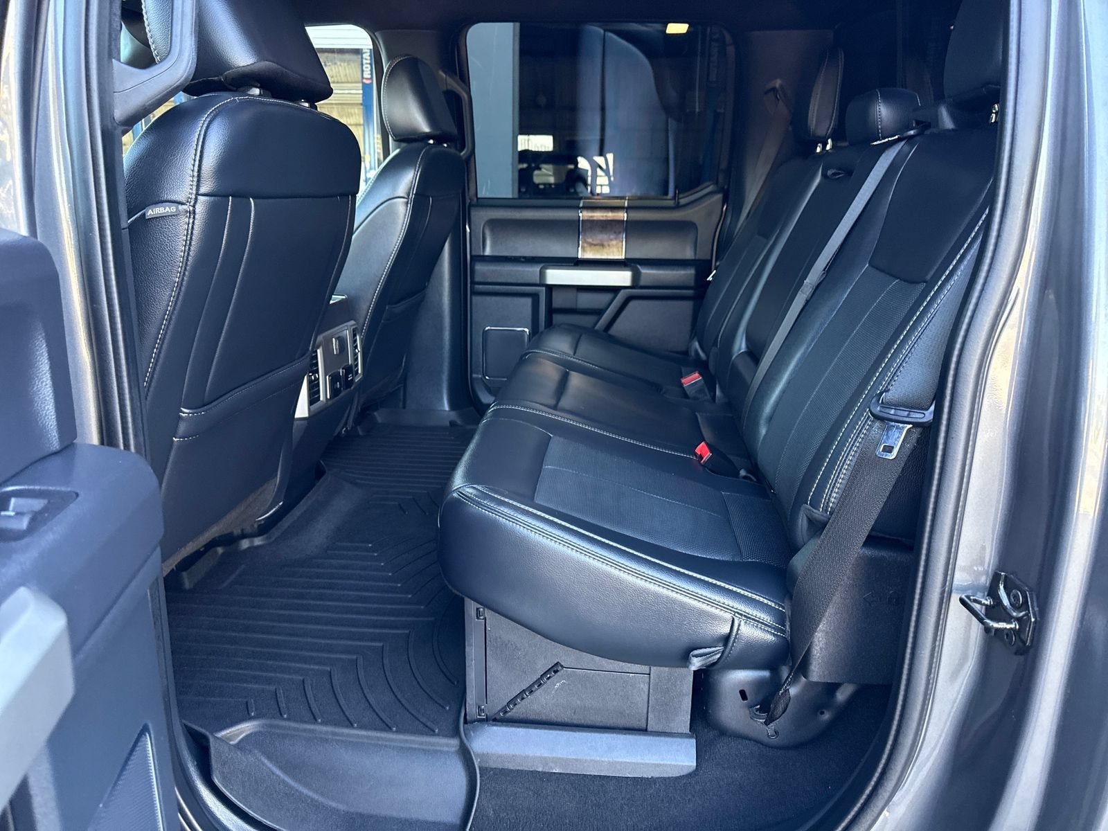 Certified 2022 Ford F250 Lariat w/ Lariat Ultimate Package AWD/4WD image 25