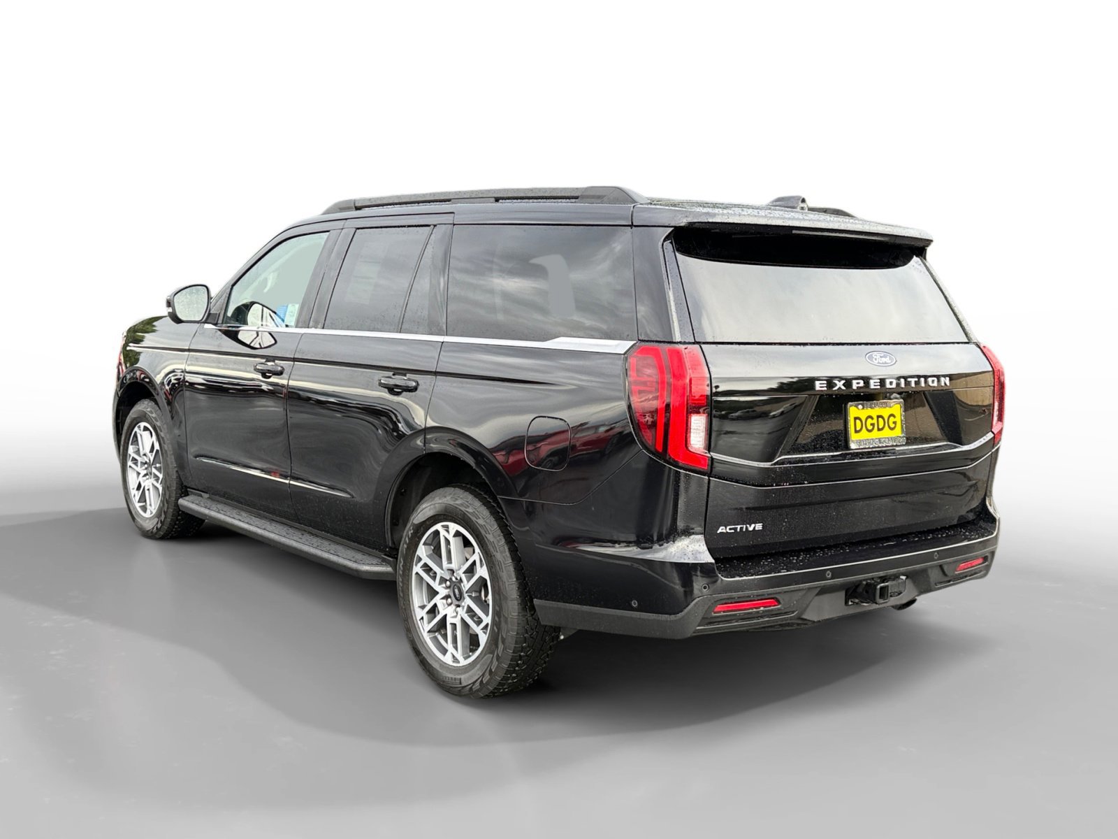 Certified 2025 Ford Expedition Active AWD/4WD image 5