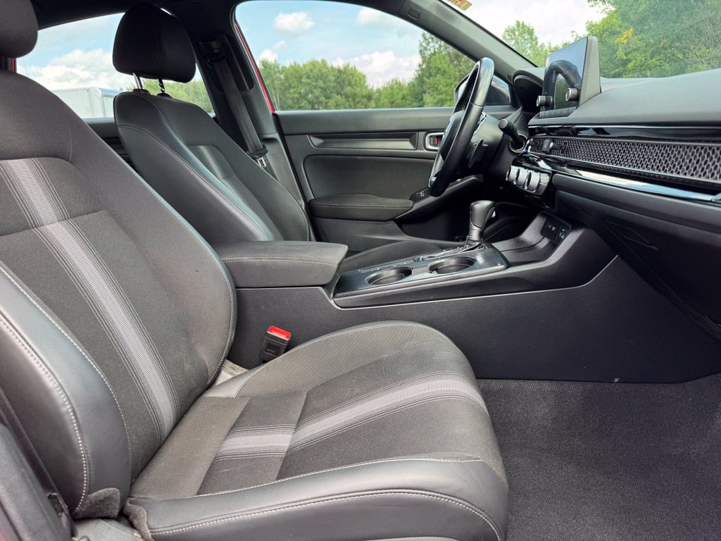 Used 2023 Honda Civic Sport image 15