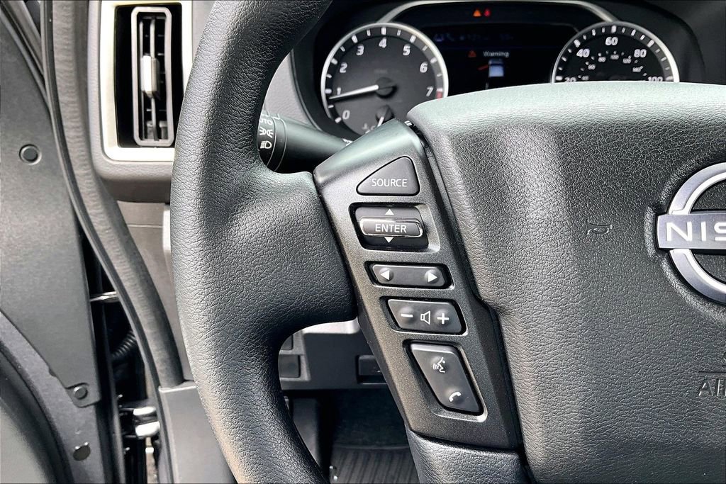 Used 2025 Nissan Frontier SV RWD image 19