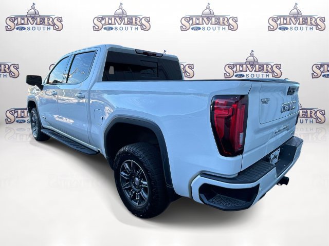 Used 2024 GMC Sierra 1500 AT4 w/ Technology Package AWD/4WD image 7