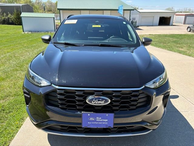 Certified 2024 Ford Escape ST-Line w/ Tech Pack #1 AWD/4WD image 2