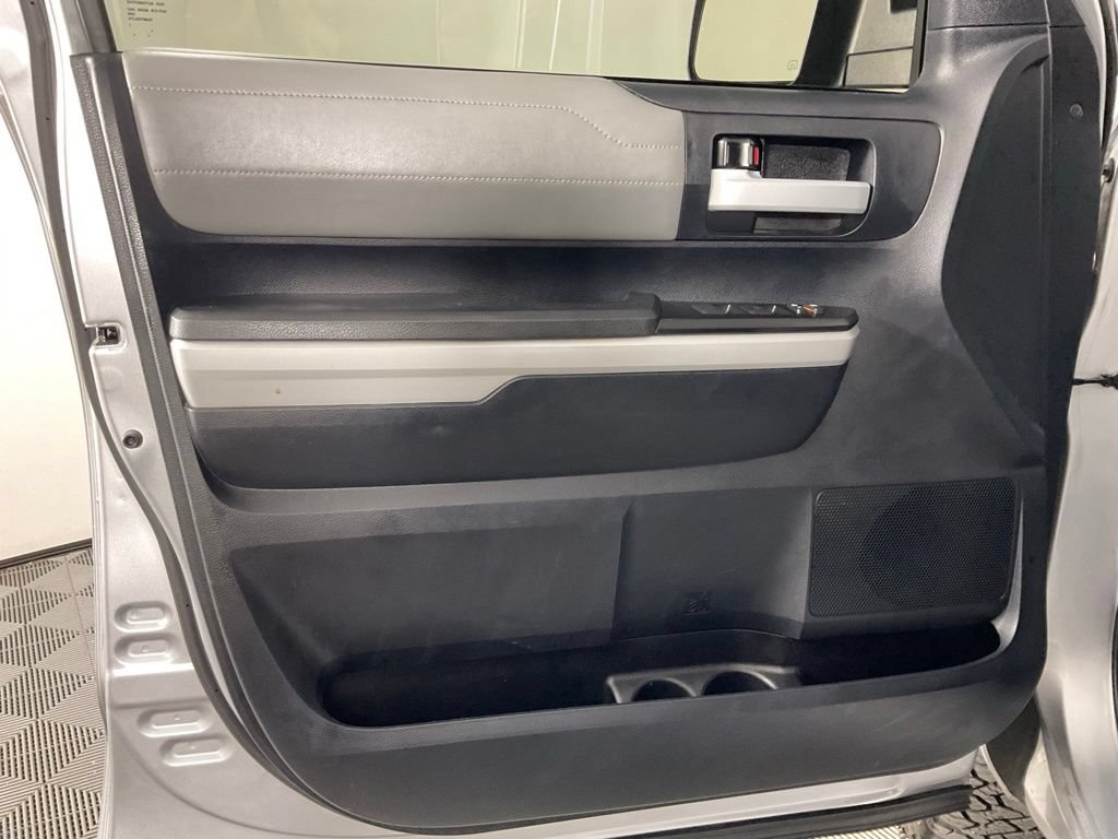 Used 2018 Toyota Tundra Limited AWD/4WD image 12