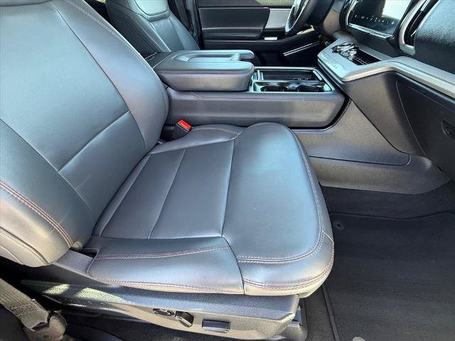 Certified 2025 Ford Expedition Active AWD/4WD image 10