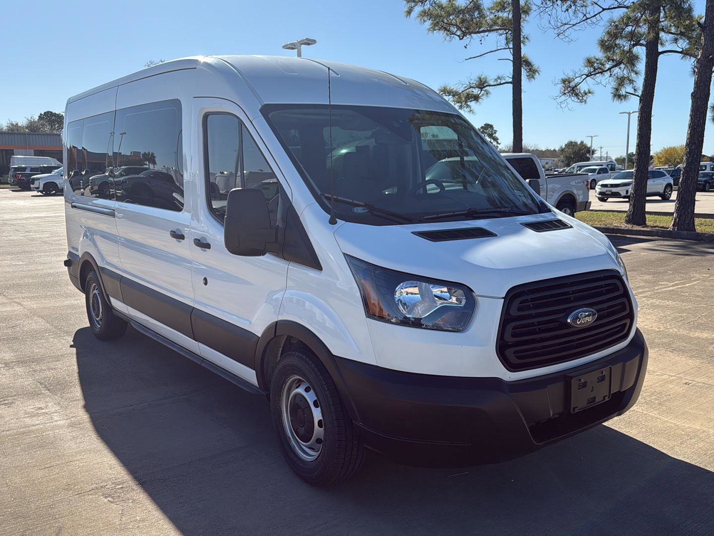 Certified 2019 Ford Transit 350 XL image 16