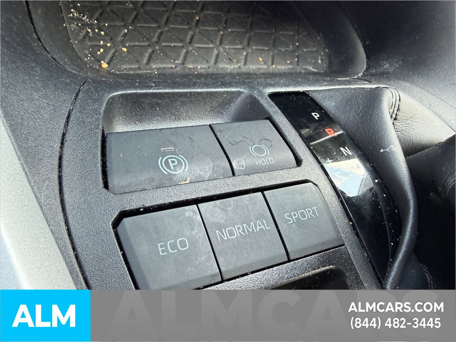 Used 2024 Toyota RAV4 XLE Premium FWD image 21