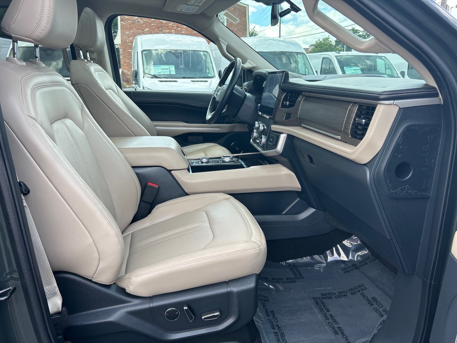 Certified 2022 Ford Expedition Limited AWD/4WD image 21