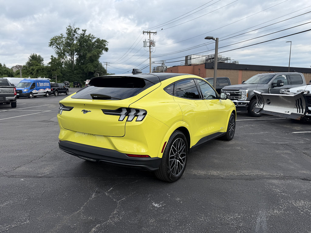 Certified 2025 Ford Mustang Mach-E Premium AWD/4WD image 8