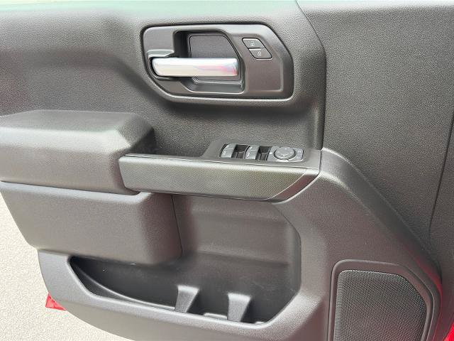 Used 2021 Chevrolet Silverado 1500 Custom Trail Boss AWD/4WD image 17