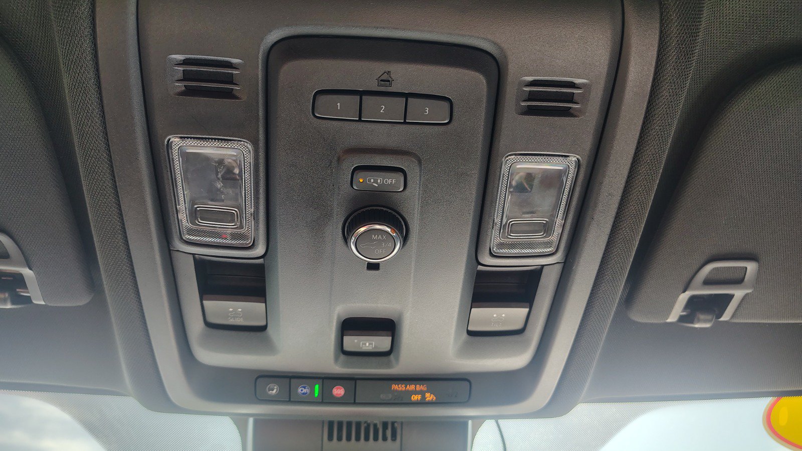Used 2023 GMC Yukon SLT AWD/4WD image 42