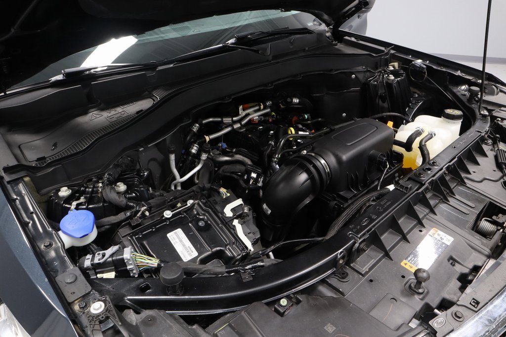 Certified 2023 Ford Explorer XLT w/ Equipment Group 202A image 15