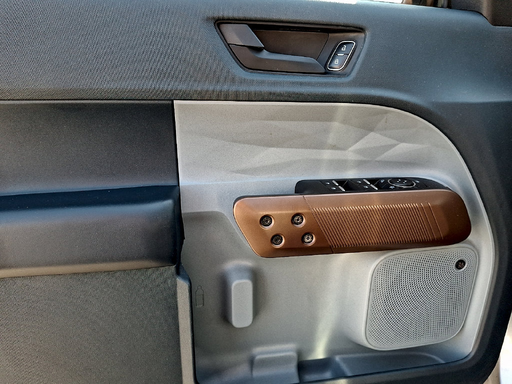 Certified 2023 Ford Maverick Lariat w/ Lariat Luxury Package FWD image 11
